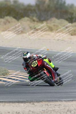 media/Oct-04-2025-CVMA (Sat) [[408bcdd6e4]]/Race 5-Amateur Formula Middleweight/